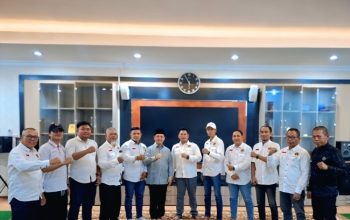 Tak hanya itu, Gubernur Kalimantan Barat Ria Norsan juga memberikan apresiasi kepada Wawan Suwandi, Plt Ketua PWI Kalbar, agar terus memperkuat kolaborasi dengan pemerintah provinsi dalam meningkatkan kualitas pers di daerah.