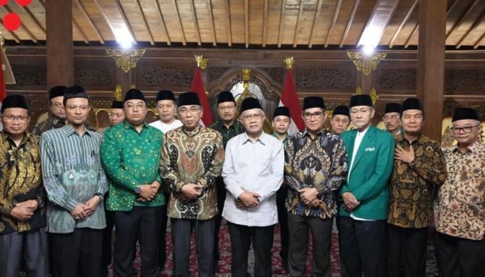 Ketum dan Sekjen PB Mathla’ul Anwar Hadiri Undangan Presiden di Hambalang