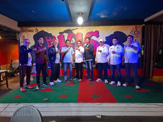 Plt PWI Kalbar Wawan Suwandi siapkan strategi matang untuk Kongres PWI 2025. Baca bagaimana wartawan Kalimantan Barat memperjuangkan masa depan pers daerah di tengah gempuran digital.