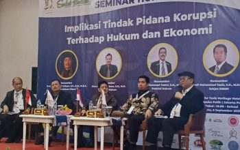 Para pembicara dan moderator pada seminar nasional bertema "Implikasi tindak pidana korupsi terhadap hukum dan ekonomi" yang digelar dalam rangka HUT ke-10 media Sudut Pandang di Jakarta, 6 September 2025 (Foto: Rukmana/SP)