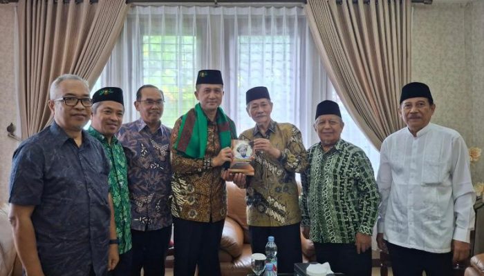 Menteri Transmigrasi Siap Bersinergi Dengan Mathla’ul Anwar untuk Bangsa