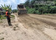 Fokusnya adalah Peningkatan Jalan Sidas-Simpang Tiga di Kabupaten Landak. Jalan ini vital bagi arus logistik komoditas.