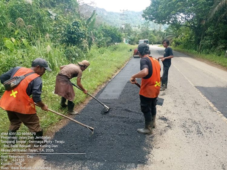 Inilah kondisi ruas Simpang Ampar Balai-Bekuak Laur