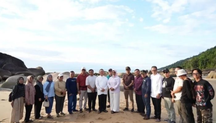 Temajuk di Ujung Indonesia, Ria Norsan Siapkan Destinasi Wisata yang Bisa Tarik Turis Mancanegara