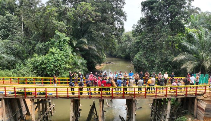 SAJA MANTAP! PT BHD Wujudkan Akses Penghubung Desa Cupang-Meranggau Lewat Program CSR