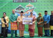 HADIRI FESTIVAL BUDAYA ROBO-ROBO MEMPAWAH 2026, GUBERNUR RIA NORSAN: SIMBOL KEBERSAMAAN DAN PELESTARIAN WARISAN LELUHUR
