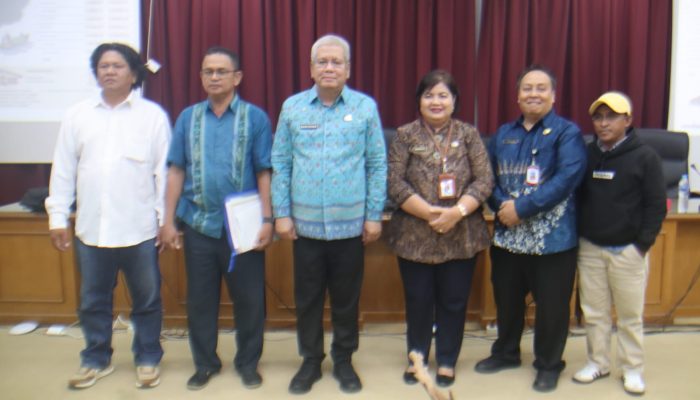 SEKDA KALBAR PIMPIN RAKOR, PERKUAT EFEKTIVITAS PENYALURAN BBM SUBSIDI BAGI NELAYAN