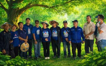 Langit Biru Indonesia Asri: Demokrat Sanggau Gelar Aksi Bersih Sehat Tanam Pohon Belian