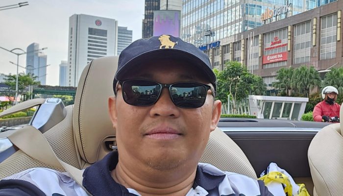 Perjalanan Donny Pur : Dari IPK Pas-pasan Ke Dua Program Doktor