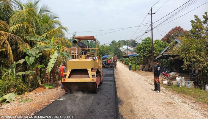 Kalbar Atasi Ketimpangan Infrastruktur Lewat Jalan Baru