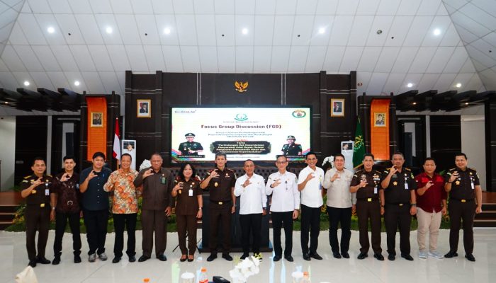 PEMPROV KALBAR DORONG PENGUATAN ADMINISTRASI KEPENDUDUKAN UNTUK JAMINAN HAK MASYARAKAT