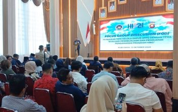 Kegiatan ini bertujuan memperkuat pengawasan keamanan pangan serta pemenuhan standar gizi anak sekolah penerima Program Makan Bergizi Gratis Prabowo Subianto di 14 kabupaten/kota se-Kalimantan Barat. Pengawasan ketat memastikan program berjalan profesional, transparan, dan akuntabel demi kesehatan generasi mendatang.