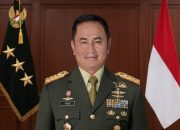 Letjen TNI Iwan Setiawan resmi menjabat Pangkostrad. Simak rekam jejak lengkap, dari Kopassus hingga Danpussenif, siap bawa Kostrad makin tangguh.