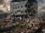 Viral Kafe Khozicoffee Hotel Meliau Hilir ambruk! Ditemukan izin abal-abal, sementara pemilik dan APH kompak hening cipta. Simak komedi tragedi pembangunan ala negeri +62 di sini.